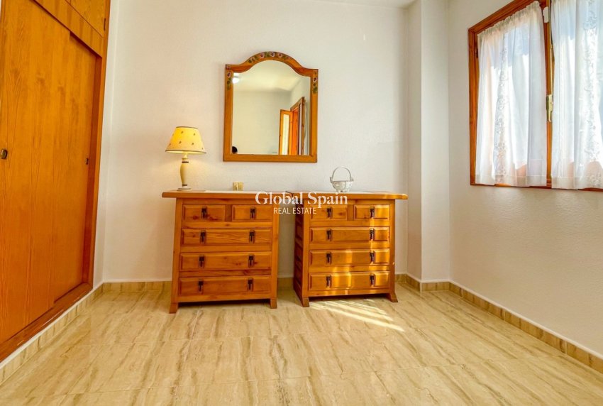 Revente - MAISON -
ORIHUELA COSTA - Costa Blanca
