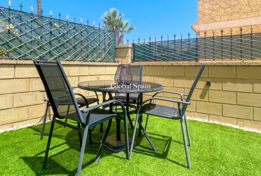 Revente - MAISON -
ORIHUELA COSTA - Costa Blanca