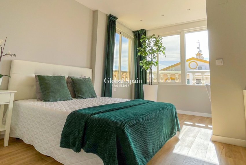 Revente - MAISON -
ORIHUELA COSTA - Costa Blanca