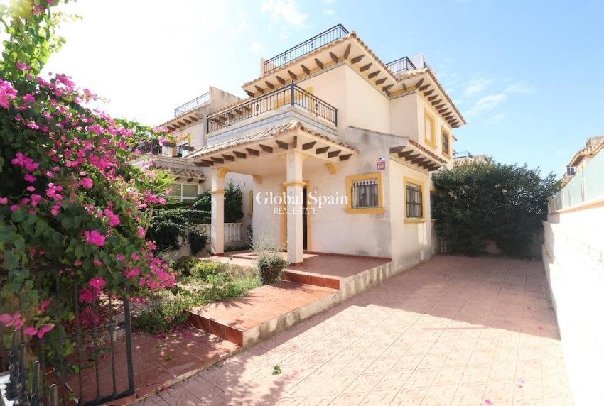 Revente - MAISON -
ORIHUELA COSTA - Costa Blanca