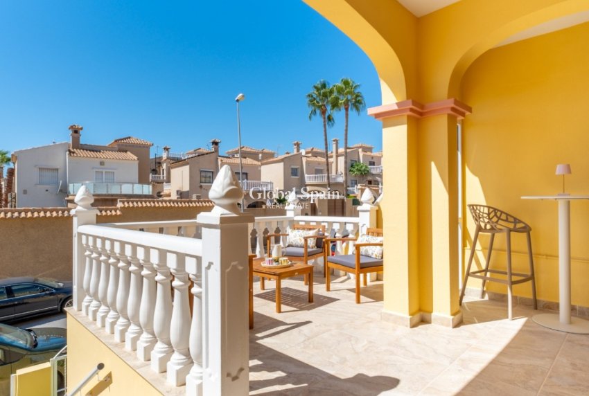 Revente - MAISON -
ORIHUELA COSTA - Costa Blanca