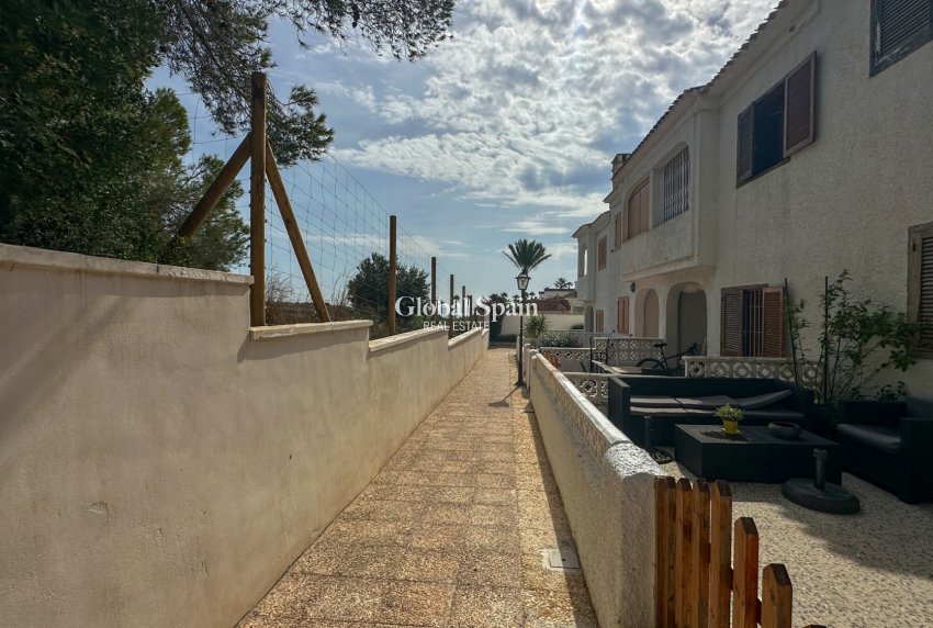 Revente - MAISON -
ORIHUELA COSTA - Costa Blanca
