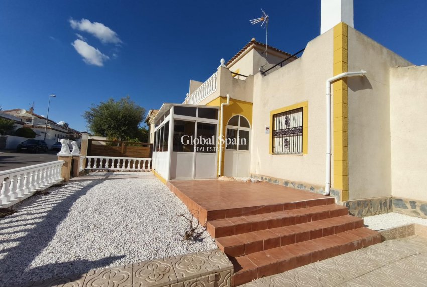 Revente - MAISON -
ORIHUELA COSTA - La Ceñuela