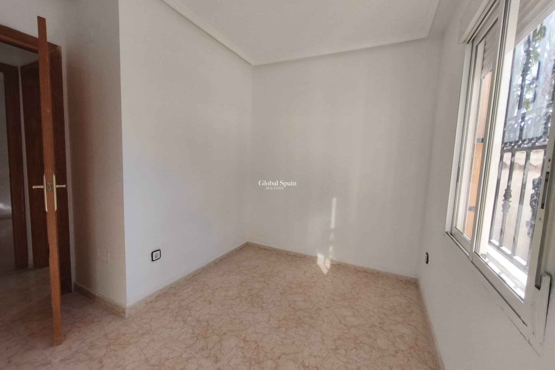 Revente - MAISON -
ORIHUELA COSTA - La Ceñuela