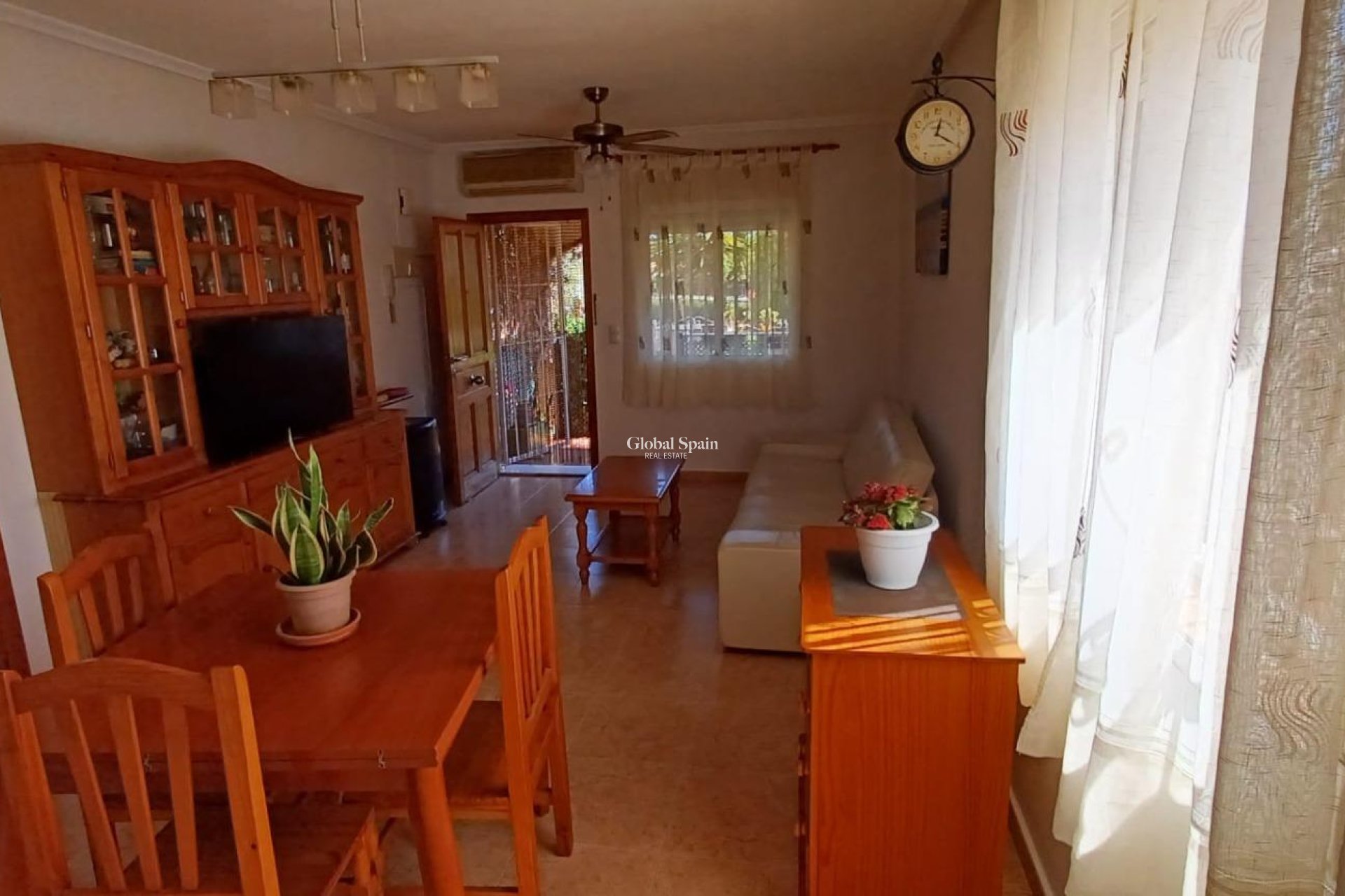 Revente - MAISON -
ORIHUELA COSTA - La Chismosa