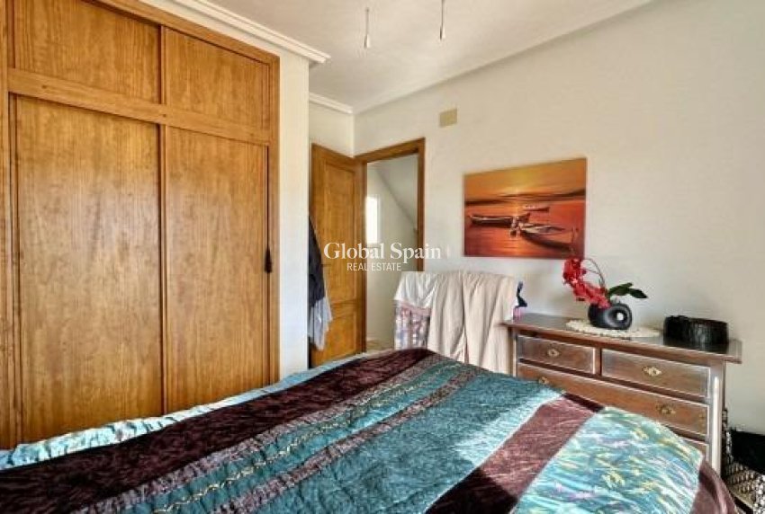 Revente - Maison -
ORIHUELA COSTA - La Florida