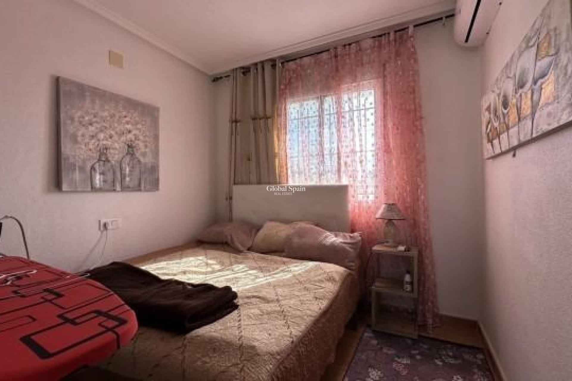 Revente - Maison -
ORIHUELA COSTA - La Florida