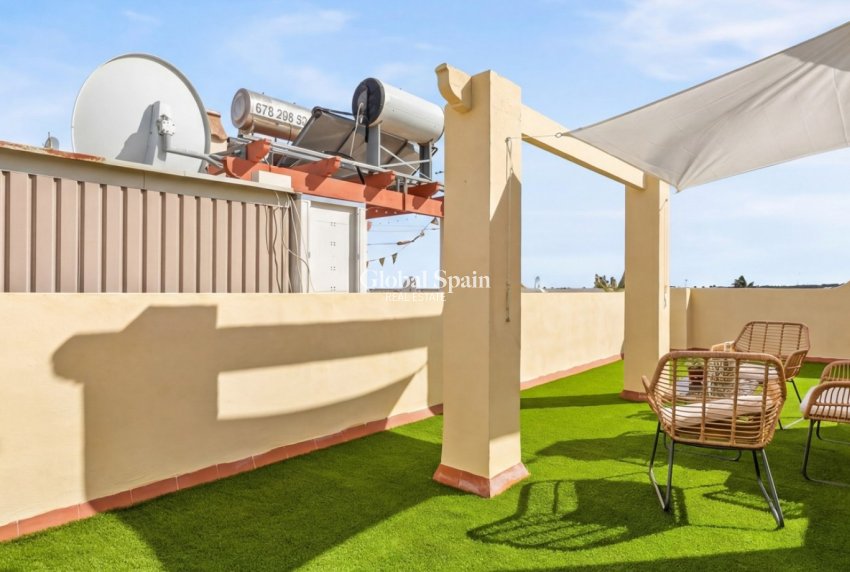 Revente - MAISON -
ORIHUELA COSTA - La Florida