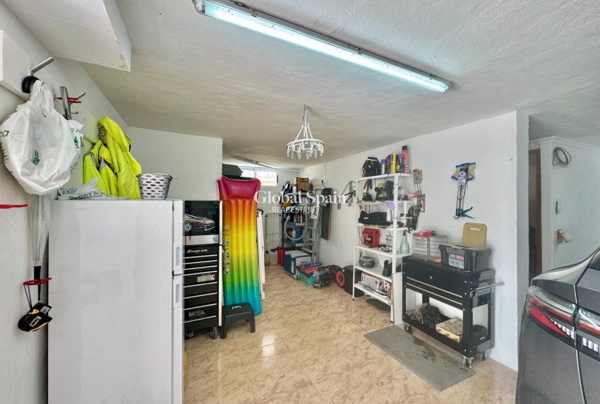 Revente - MAISON -
ORIHUELA COSTA - La Florida