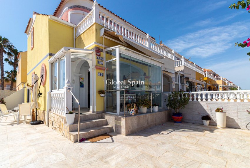 Revente - MAISON -
ORIHUELA COSTA - La Regia