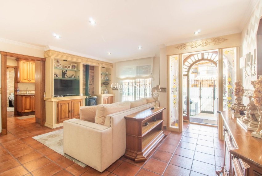 Revente - Maison -
ORIHUELA COSTA - La Zenia