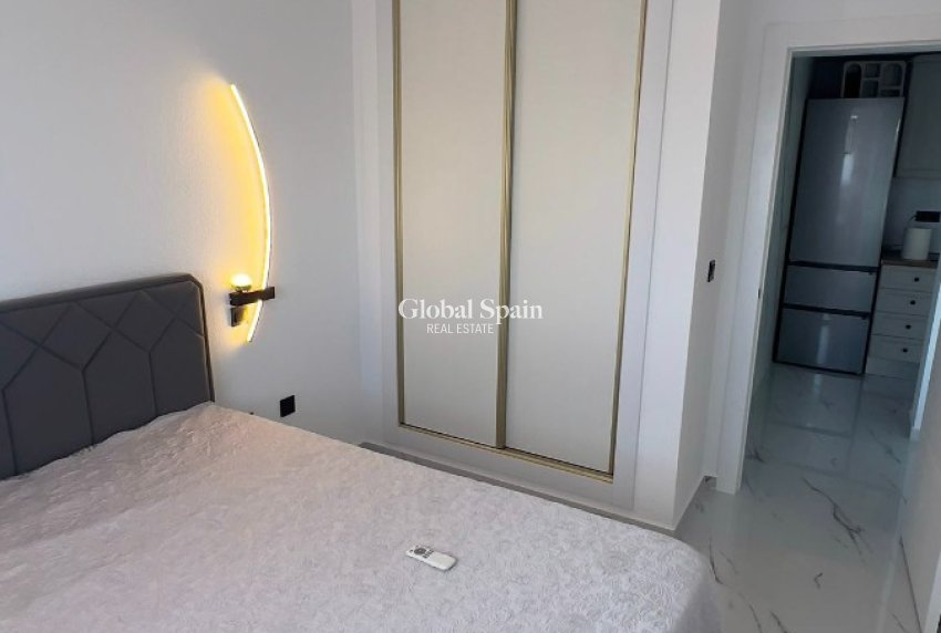 Revente - MAISON -
ORIHUELA COSTA - La Zenia