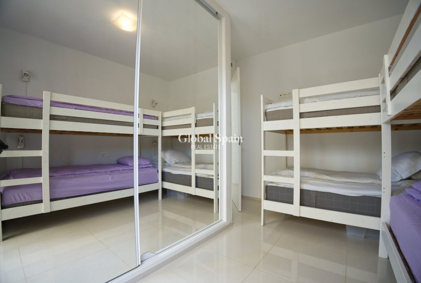 Revente - MAISON -
ORIHUELA COSTA - La Zenia