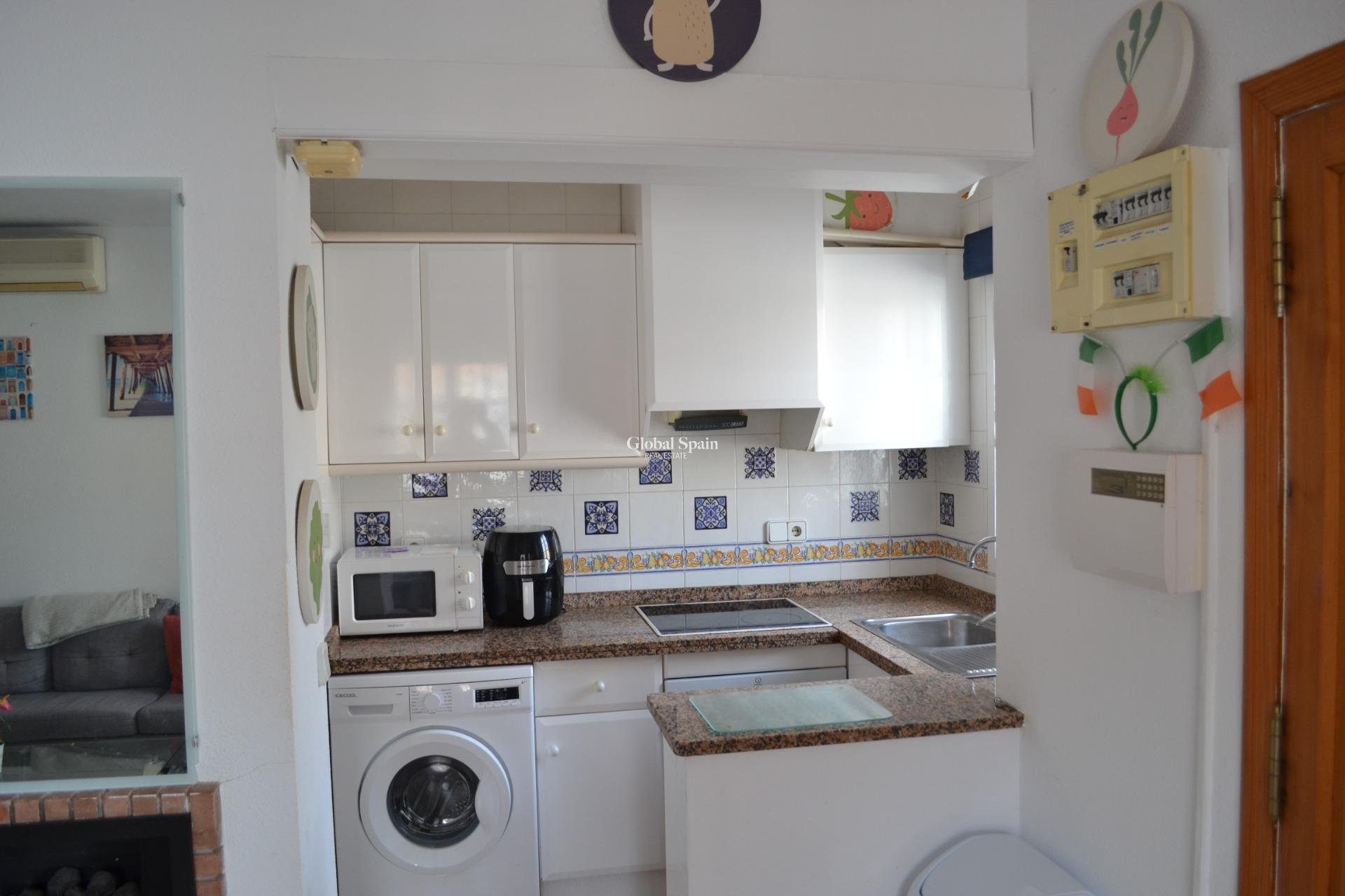 Revente - MAISON -
ORIHUELA COSTA - La Zenia