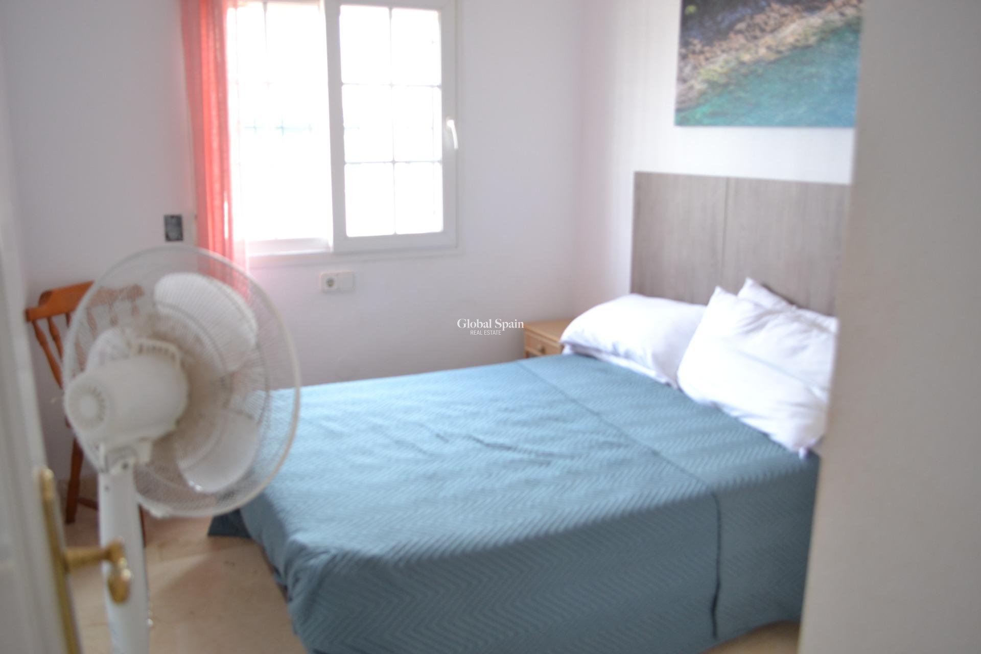 Revente - MAISON -
ORIHUELA COSTA - La Zenia