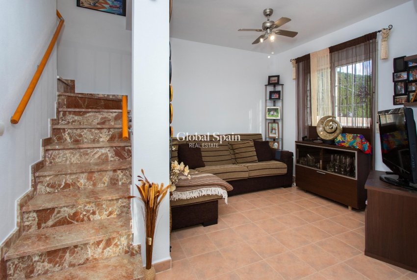 Revente - MAISON -
ORIHUELA COSTA - Las Filipinas