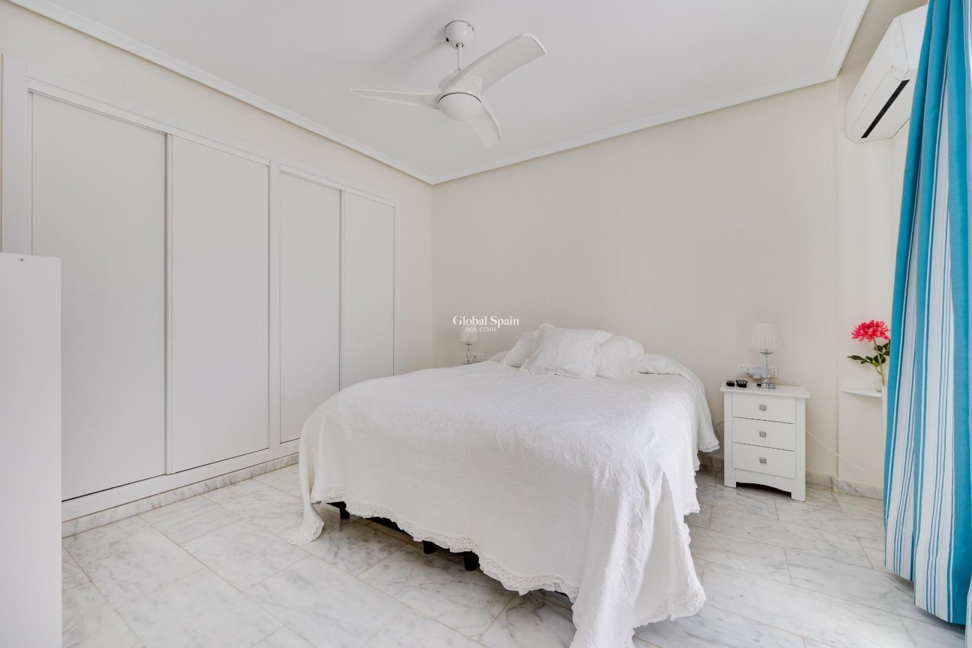 Revente - MAISON -
ORIHUELA COSTA - Las Filipinas