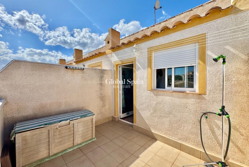 Revente - MAISON -
ORIHUELA COSTA - Las Filipinas