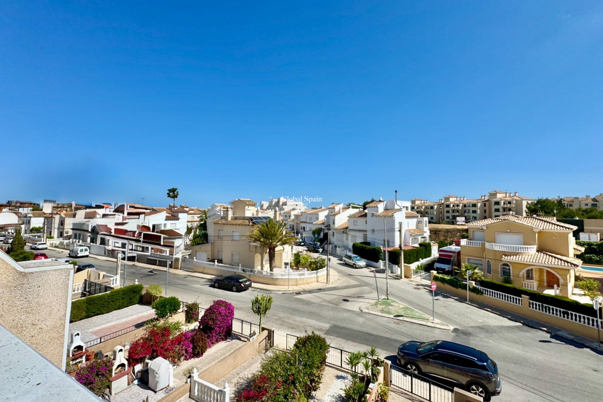 Revente - MAISON -
ORIHUELA COSTA - Las Filipinas