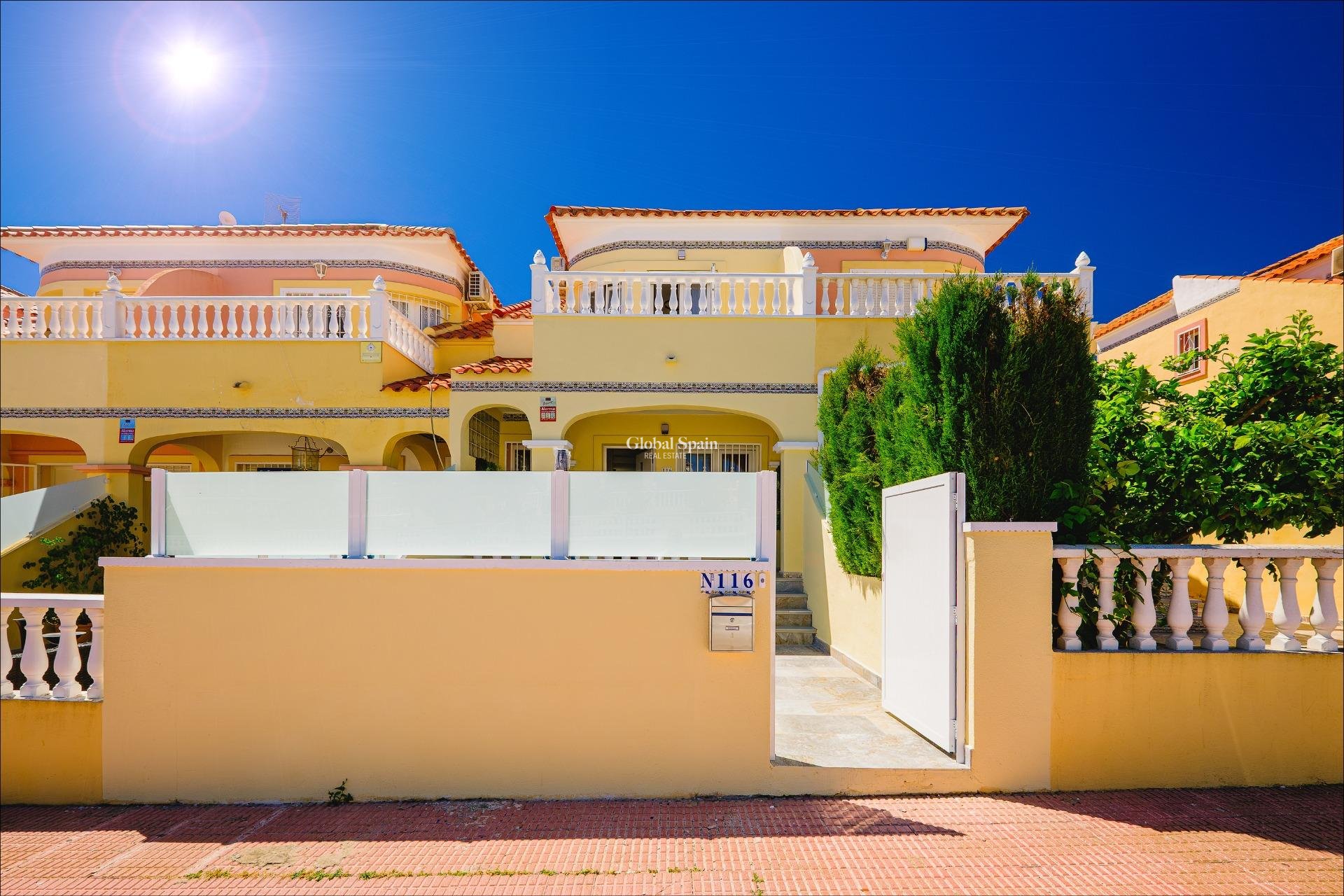 Revente - MAISON -
ORIHUELA COSTA - Las Filipinas