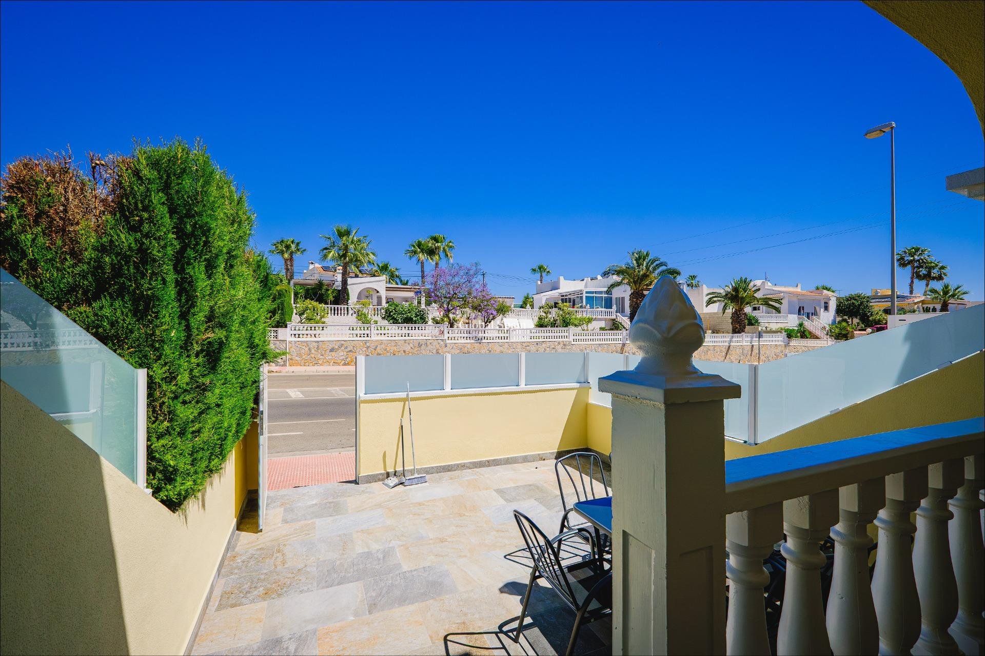 Revente - MAISON -
ORIHUELA COSTA - Las Filipinas