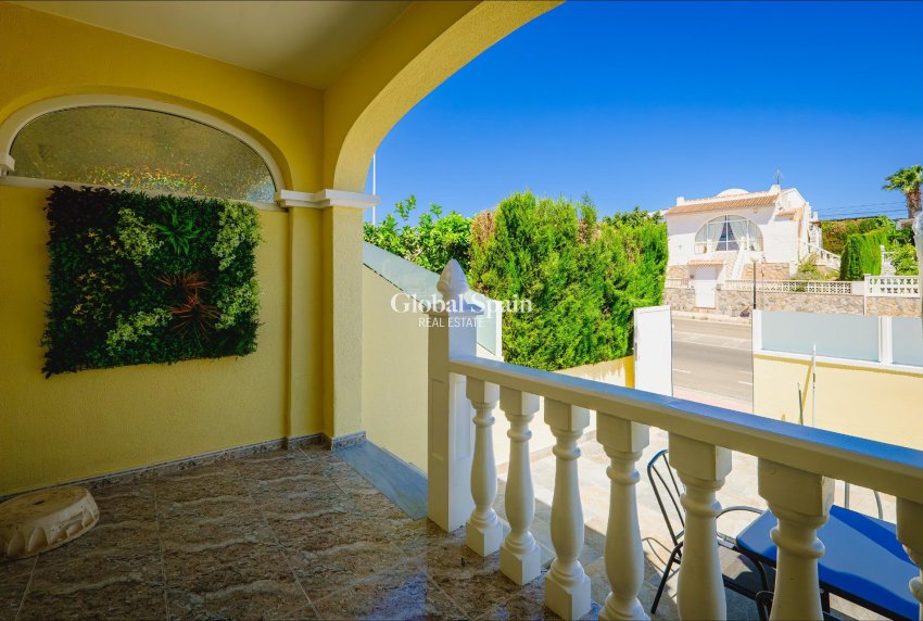 Revente - MAISON -
ORIHUELA COSTA - Las Filipinas