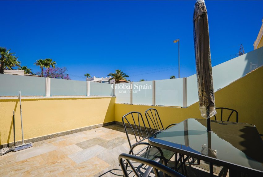 Revente - MAISON -
ORIHUELA COSTA - Las Filipinas