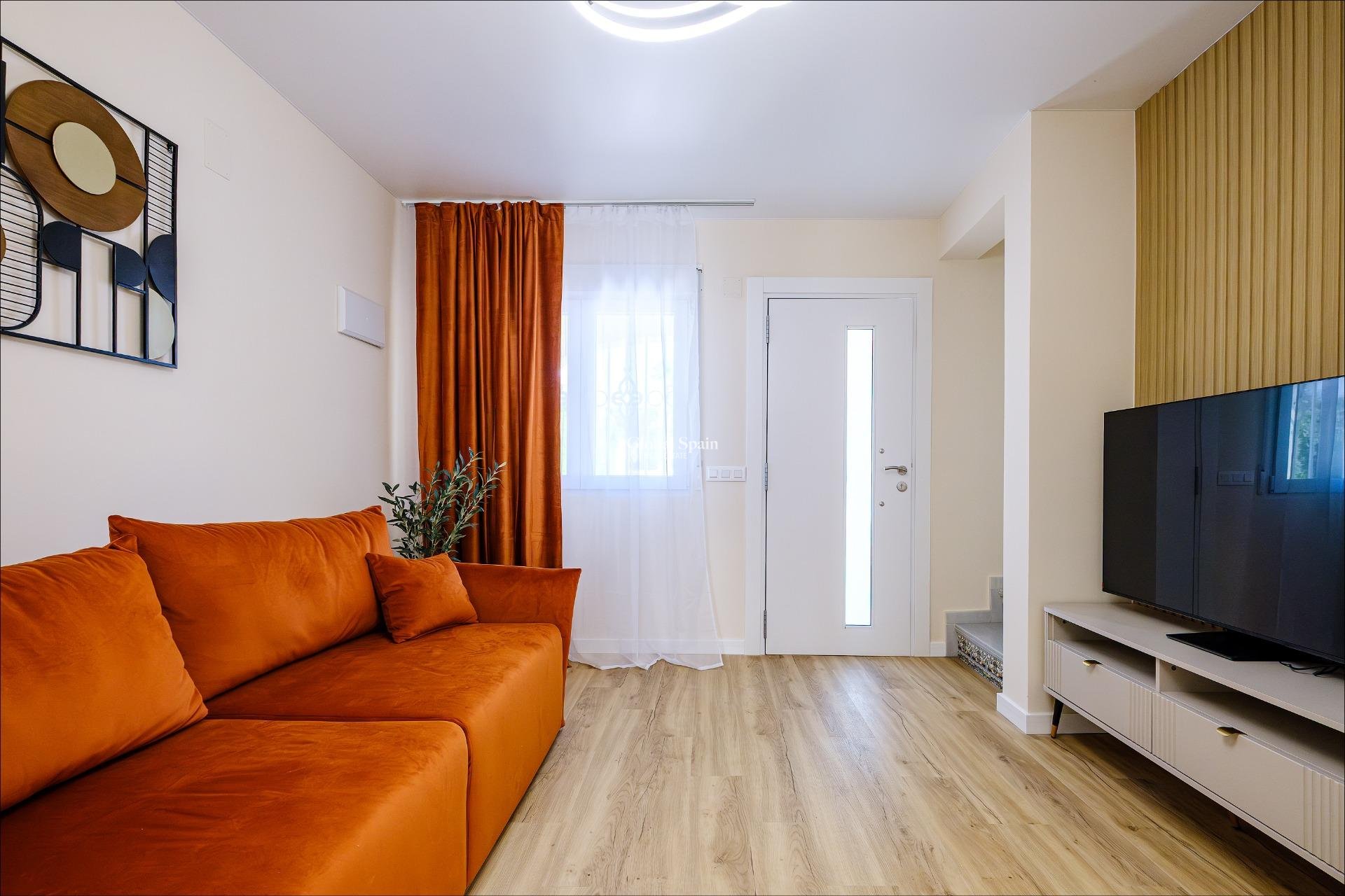 Revente - MAISON -
ORIHUELA COSTA - Las Filipinas