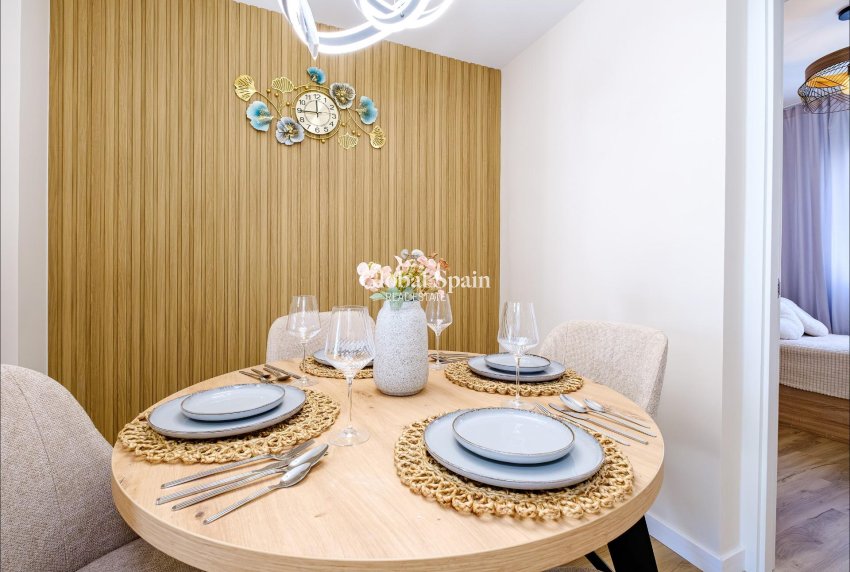 Revente - MAISON -
ORIHUELA COSTA - Las Filipinas