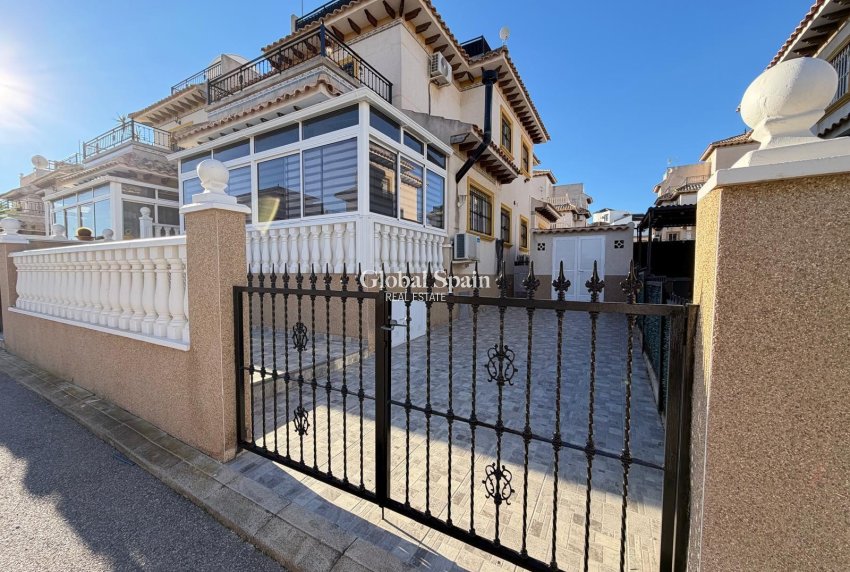 Revente - MAISON -
ORIHUELA COSTA - Las Filipinas