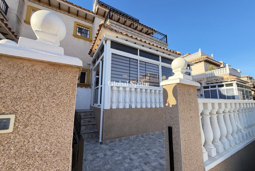 Revente - MAISON -
ORIHUELA COSTA - Las Filipinas