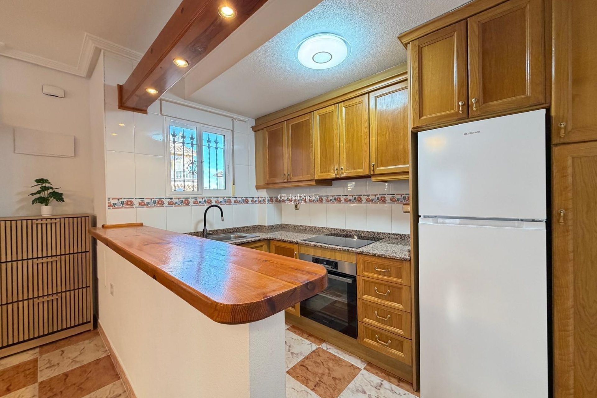 Revente - MAISON -
ORIHUELA COSTA - Las Filipinas