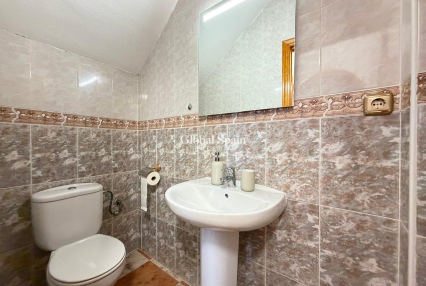 Revente - MAISON -
ORIHUELA COSTA - Las Filipinas