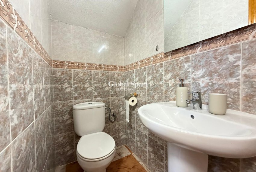 Revente - MAISON -
ORIHUELA COSTA - Las Filipinas