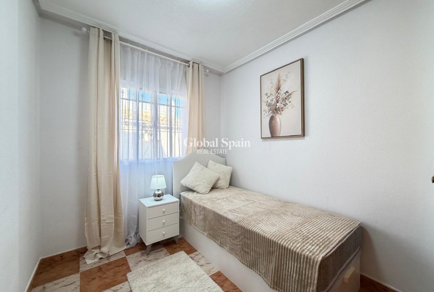 Revente - MAISON -
ORIHUELA COSTA - Las Filipinas