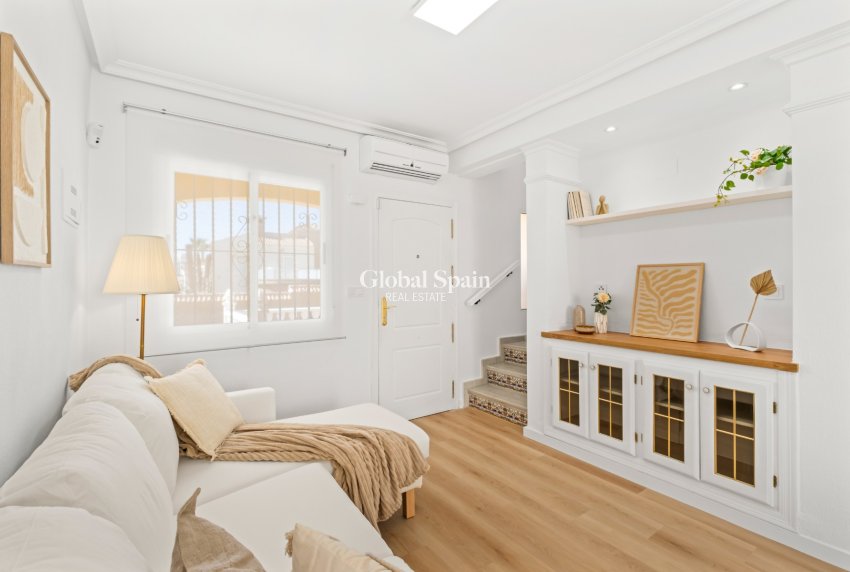 Revente - MAISON -
ORIHUELA COSTA - Las Filipinas
