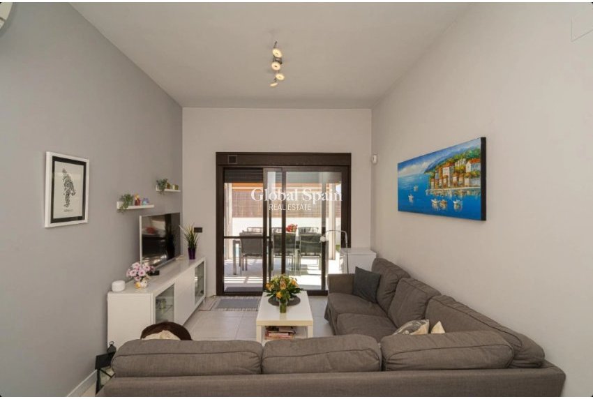 Revente - Maison -
ORIHUELA COSTA - Lomas de Cabo Roig