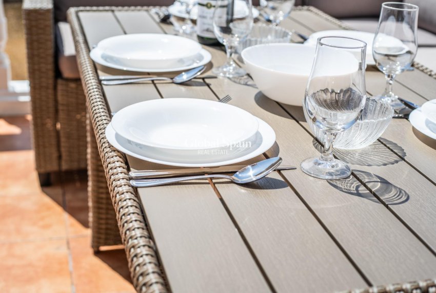 Revente - MAISON -
ORIHUELA COSTA - Los Almendros-la Florida