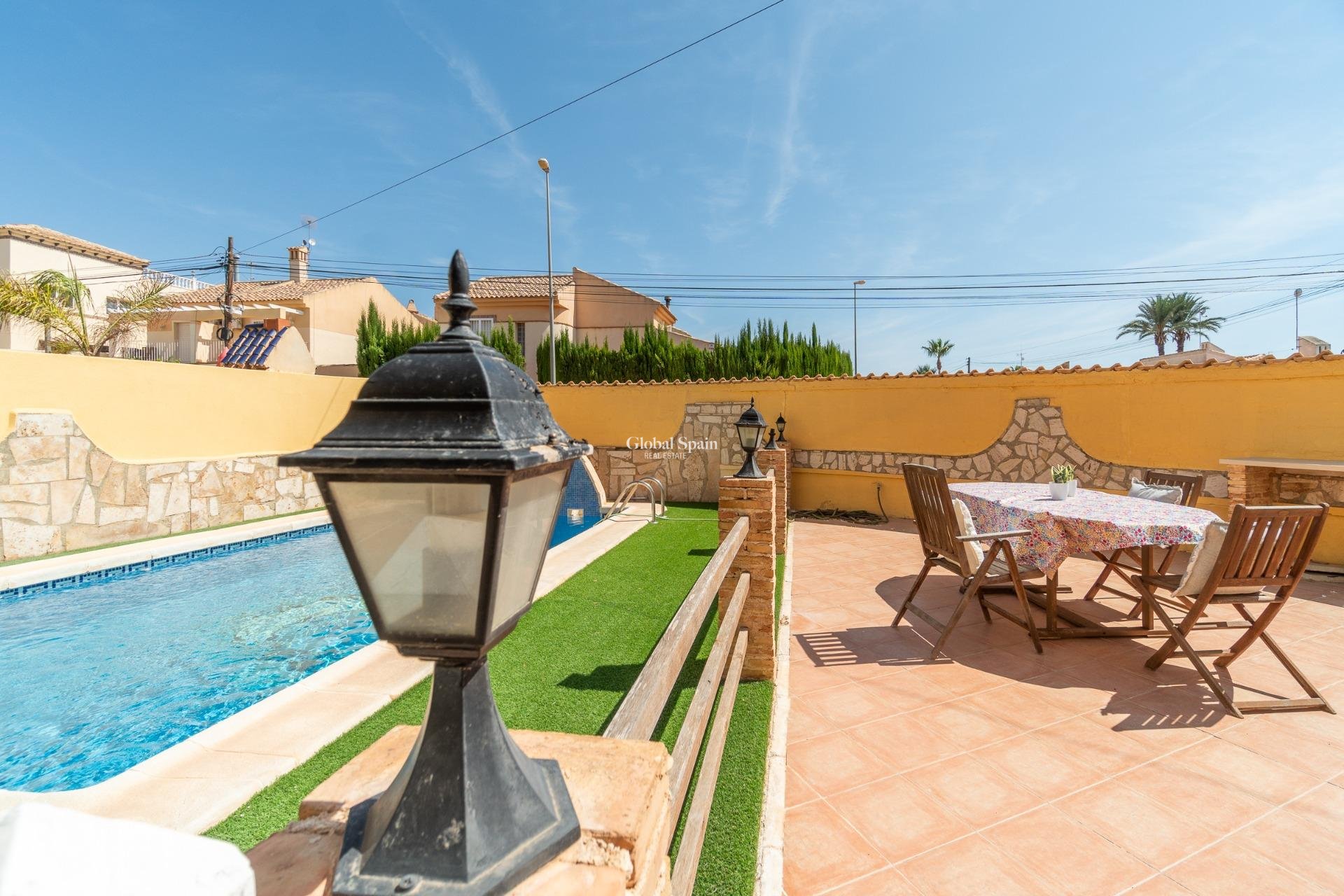 Revente - MAISON -
ORIHUELA COSTA - Los Almendros-la Florida