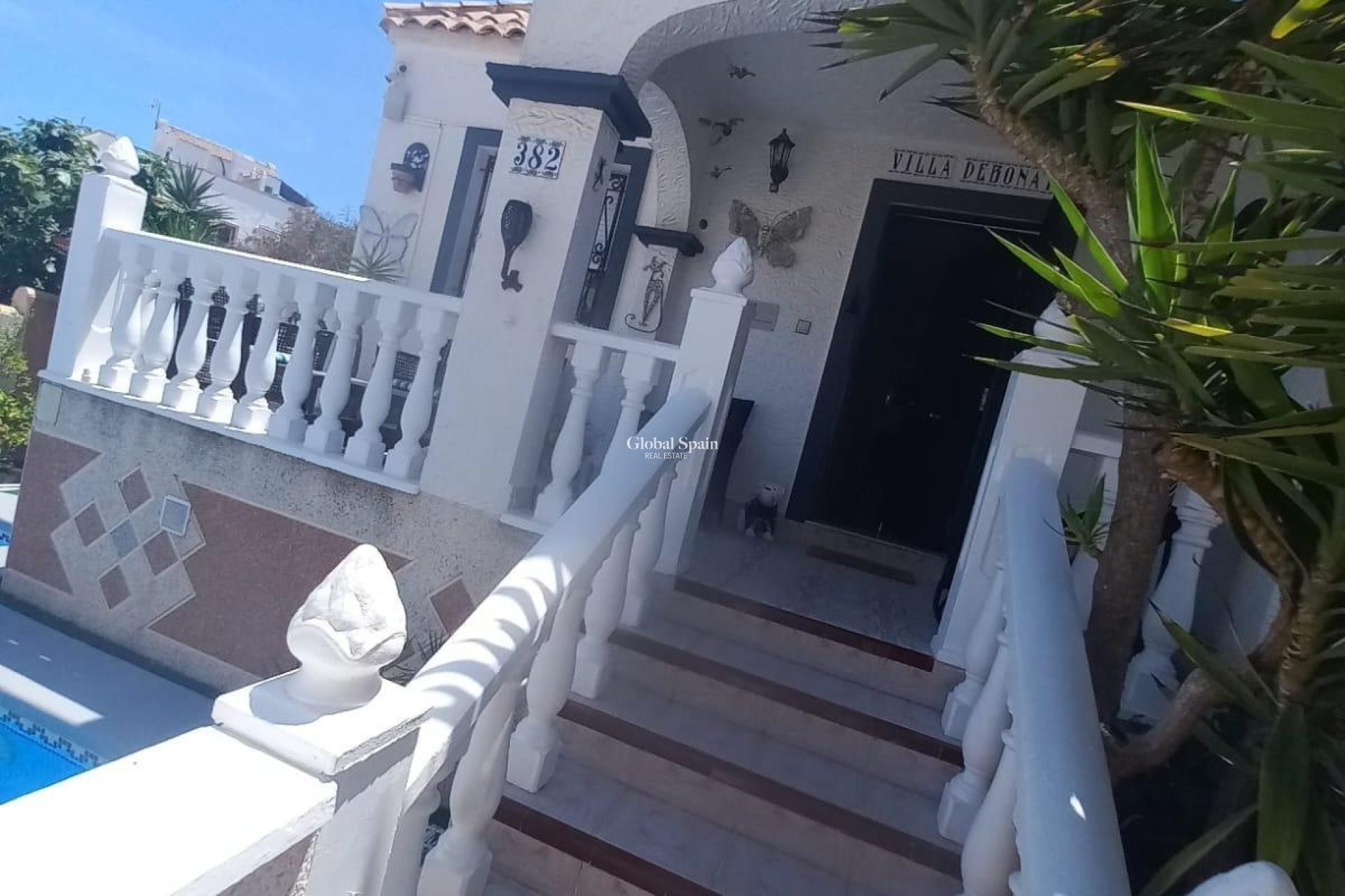 Revente - MAISON -
ORIHUELA COSTA - Los Almendros-la Florida