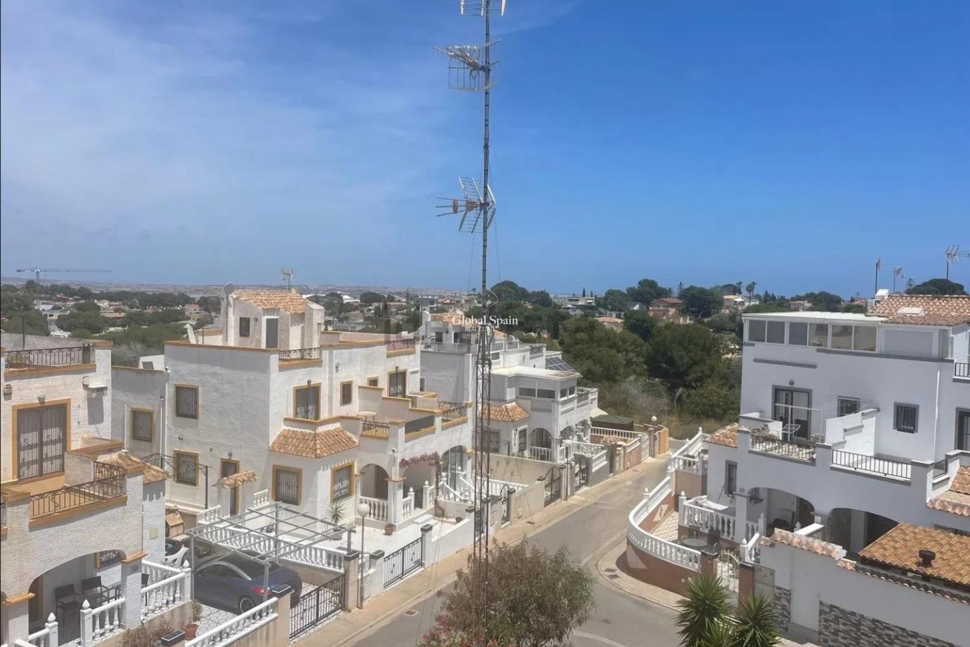 Revente - MAISON -
ORIHUELA COSTA - Los Almendros-la Florida