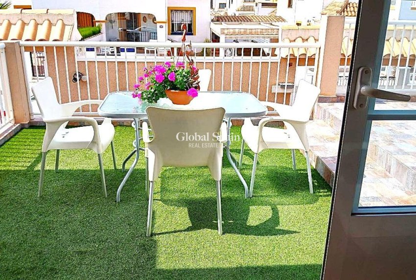 Revente - MAISON -
ORIHUELA COSTA - Los Almendros-la Florida
