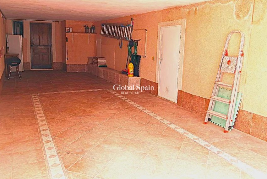 Revente - MAISON -
ORIHUELA COSTA - Los Almendros-la Florida