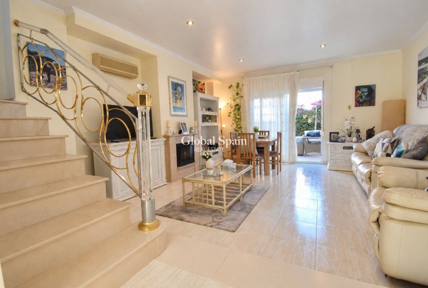 Revente - MAISON -
Orihuela Costa - Los Altos