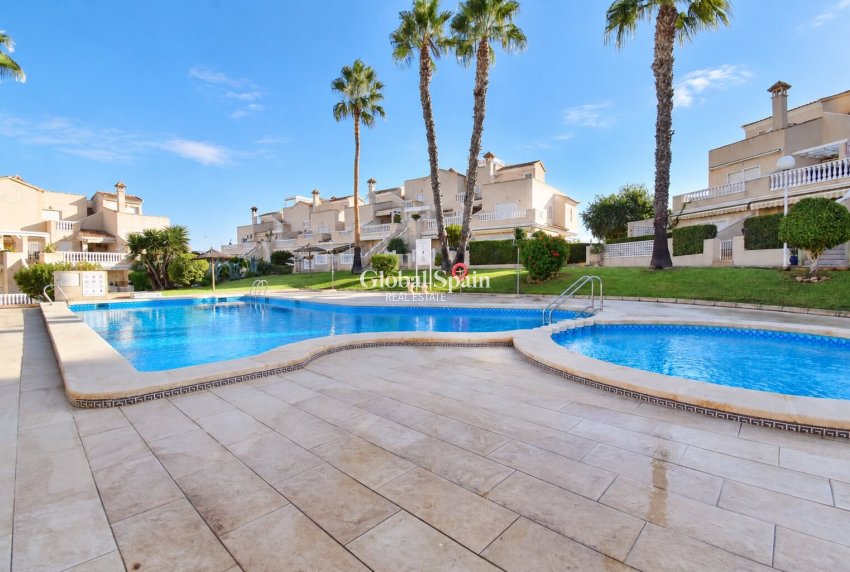 Revente - MAISON -
Orihuela Costa - Los Altos