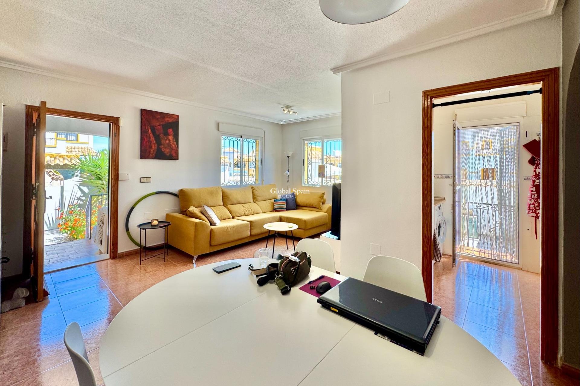 Revente - MAISON -
ORIHUELA COSTA - LOS BALCONES - LOS ALTOS