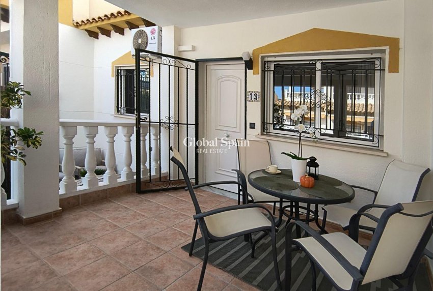 Revente - MAISON -
ORIHUELA COSTA - LOS BALCONES - LOS ALTOS