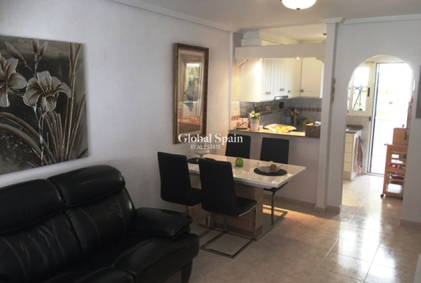 Revente - Maison -
ORIHUELA COSTA - LOS BALCONES - LOS ALTOS