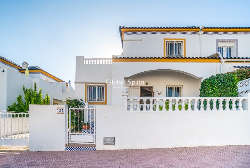 Revente - MAISON -
ORIHUELA COSTA - Los Balcones