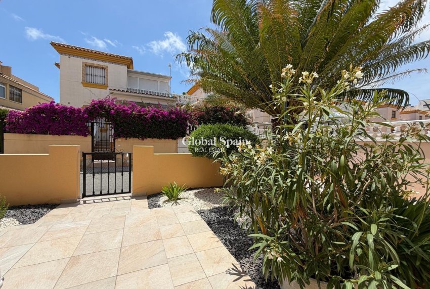Revente - MAISON -
ORIHUELA COSTA - Los Dolses